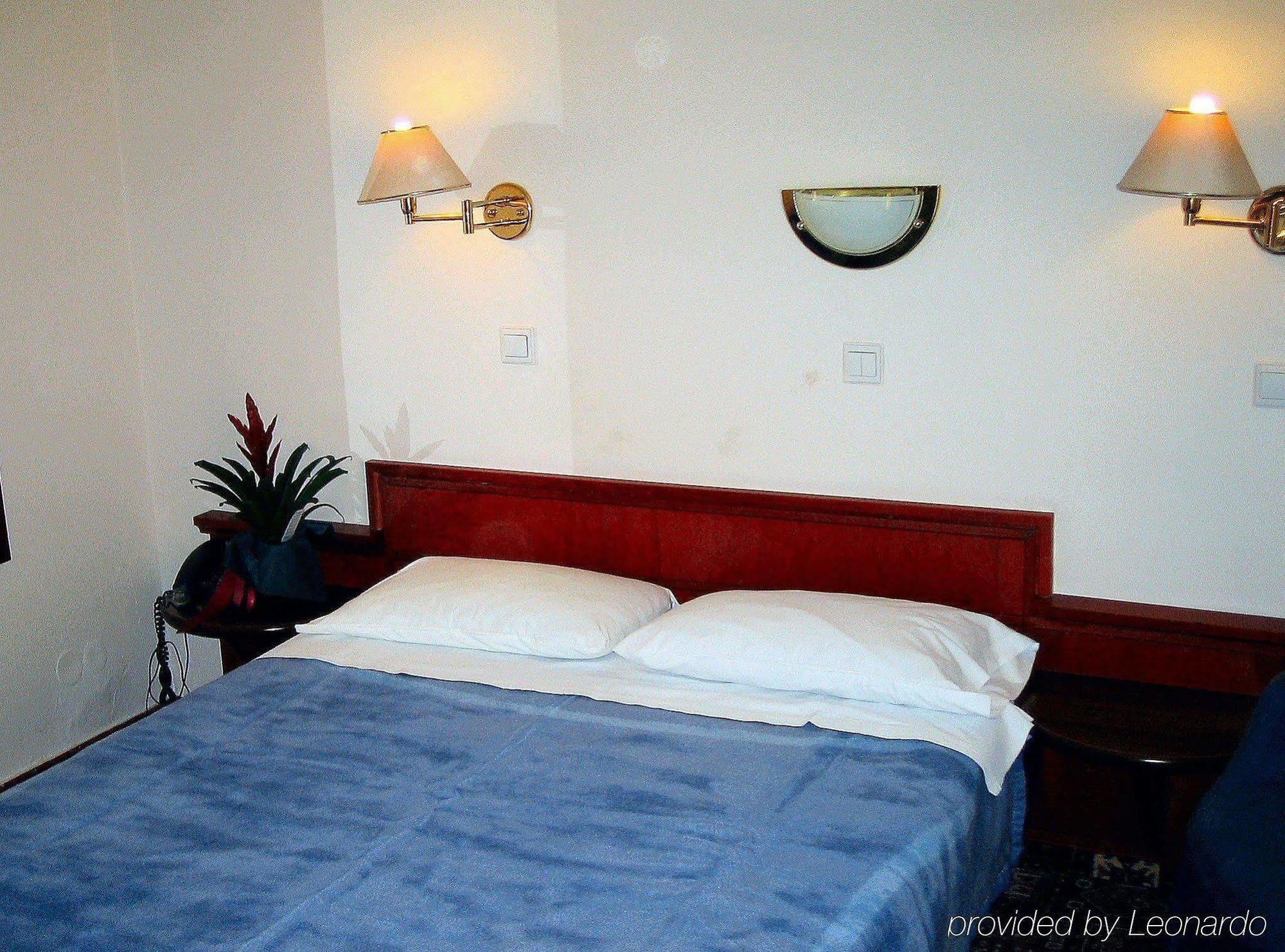 Hotel Metropol Larissa Bilik gambar