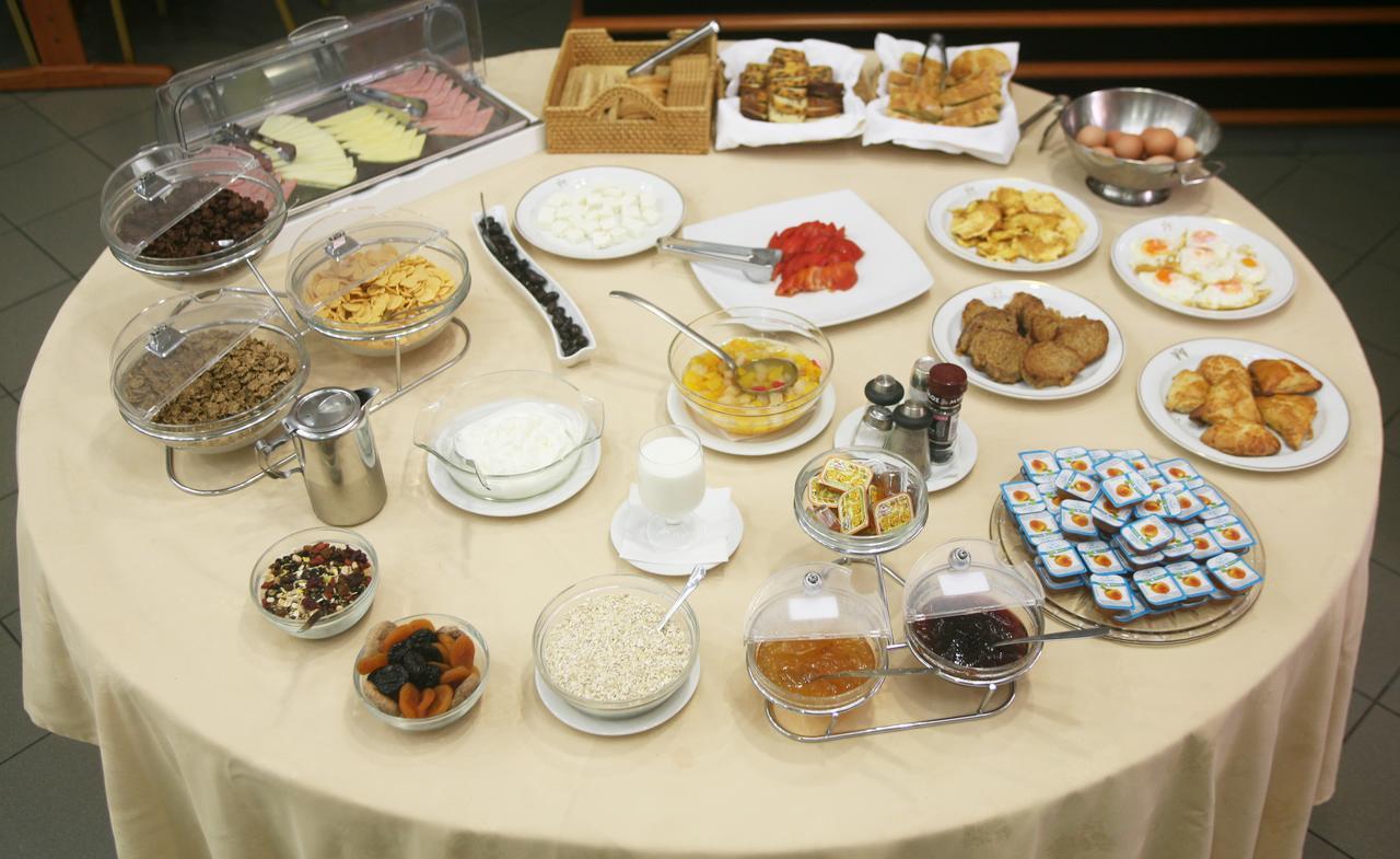Hotel Metropol Larissa Luaran gambar